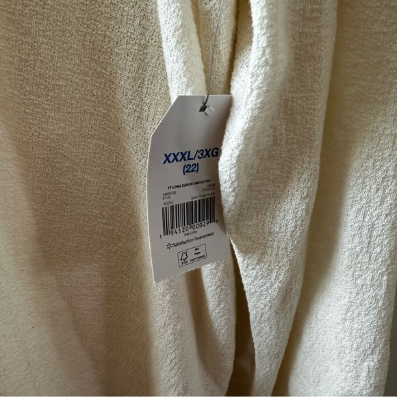 ivory cream pullover smocked top from Time and Tru size 22 - Picture 6 of 11